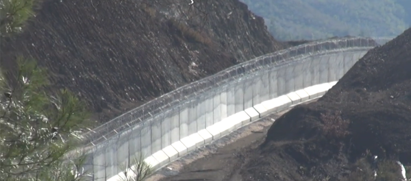 Turquia constrói muro na fronteira com a Síria - Sputnik Brasil