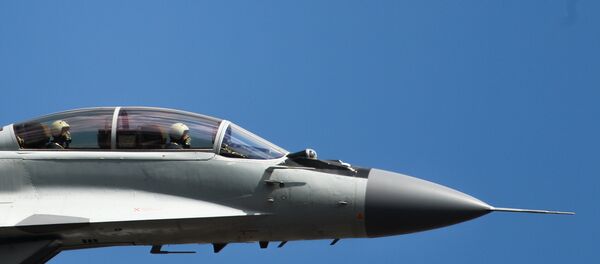 Caça russo MiG-35 durante apresentação em Moscou - Sputnik Brasil