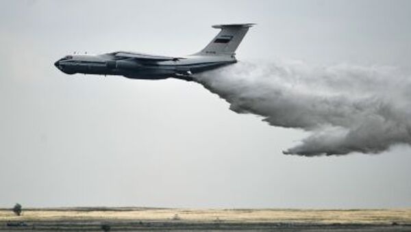 Avião russo Il-76 - Sputnik Brasil