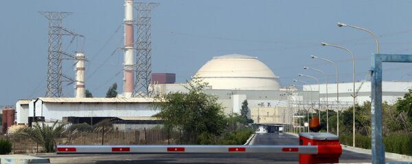 A general view shows the reactor building at the Bushehr nuclear power plant in southern Iran, 1200 kms south of Tehran, on August 20, 2010 - Sputnik Brasil