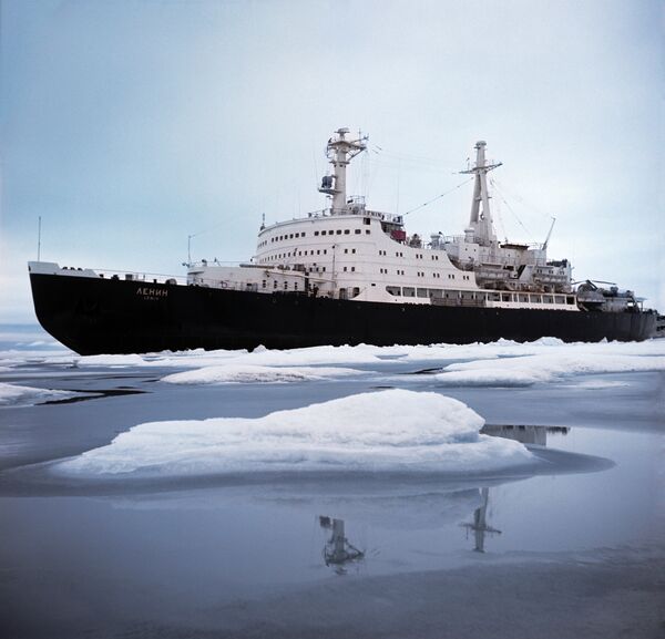 Quebra-gelos Lenin no Ártico (foto de arquivo) - Sputnik Brasil