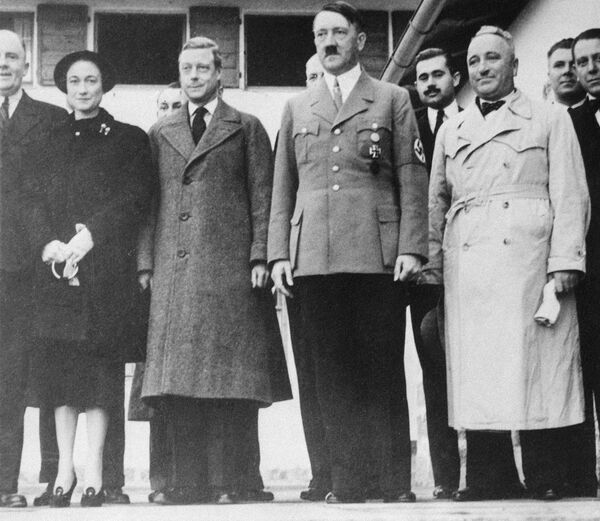 Visita do duque de Windsor, Eduard, a Adolf Hitler. Alemanha 1937 - Sputnik Brasil