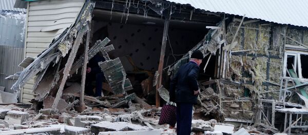 Consequências do bombardeio da região de Donetsk - Sputnik Brasil