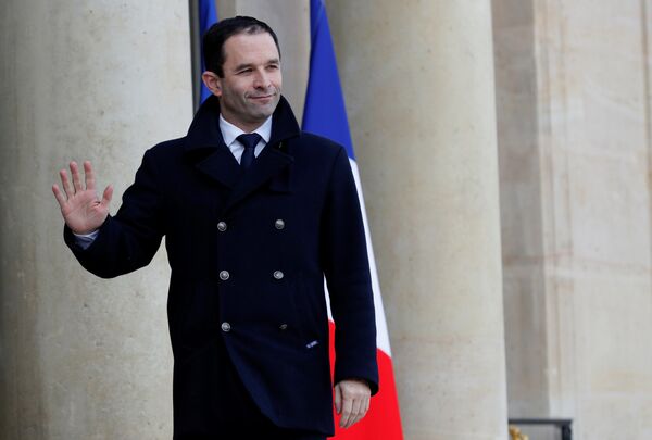 Benoît Hamon, candidato socialista à presidência francesa em 2017 - Sputnik Brasil
