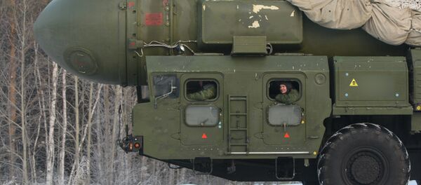 Sistema de míssil Topol Sistema de míssil Topol - Sputnik Brasil