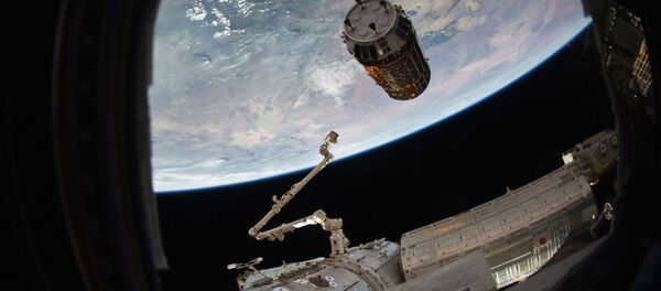 Nave espacial de carga japonesa Kounotori à chegada à EEI - Sputnik Brasil