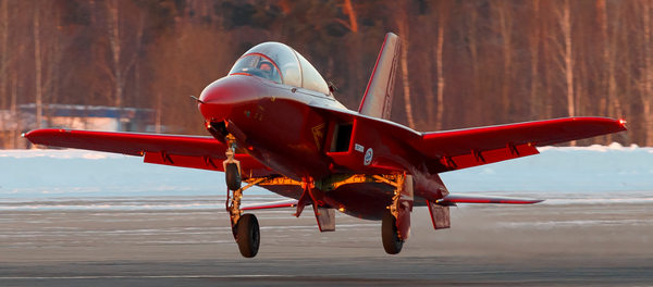 Avião de treinamento russo SR-10 - Sputnik Brasil
