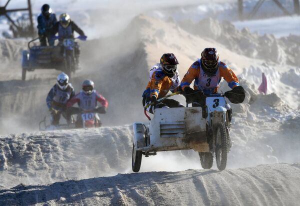 Competição de motocross em Moscou - Sputnik Brasil