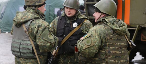 Militares ucranianos em Donbass, 5 de fevereiro de 2017 - Sputnik Brasil