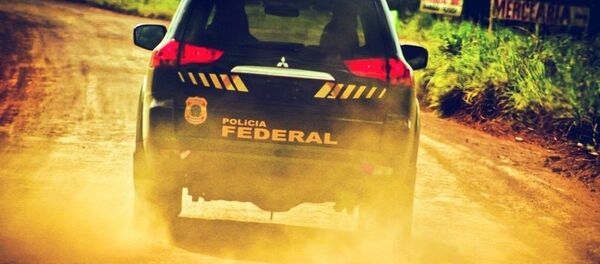 Polícia Federal desarticula grupo que traficava pessoas para exploração sexual na Itália e Eslovênia - Sputnik Brasil