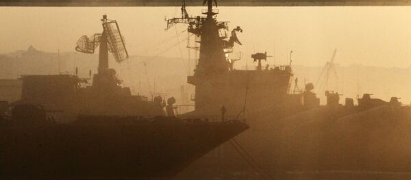 Navios da Frota do Pacífico da Marinha da Rússia em Vladivostok - Sputnik Brasil