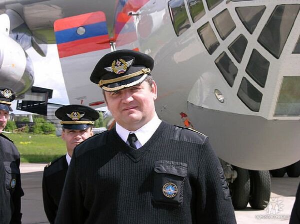 Piloto russo do Il-76, Vladislav Podobny - Sputnik Brasil