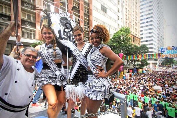 Associações de blocos alertam que Carnaval de rua do Rio está ameaçado em 2018 - Sputnik Brasil