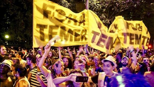 Carnaval do Fora Temer - Sputnik Brasil