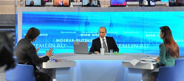 Linha Direta com Vladimir Putin - Sputnik Brasil