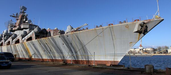 Cruzador de mísseis Ukrayina no Estaleiro Naval de Nikolaev, Ucrânia - Sputnik Brasil