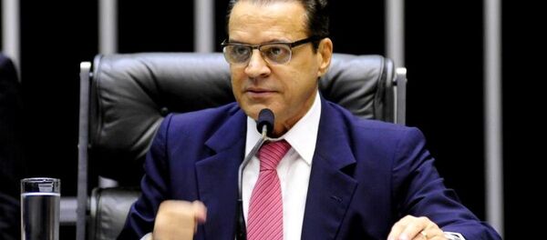 Henrique Alves desconhece dinheiro, mas confirmou ser o titular da conta bancária na Suíça - Sputnik Brasil