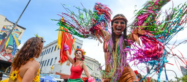Desfile do Bloco Quizomba, na Lapa, centro da cidade do Rio de Janeiro - Sputnik Brasil