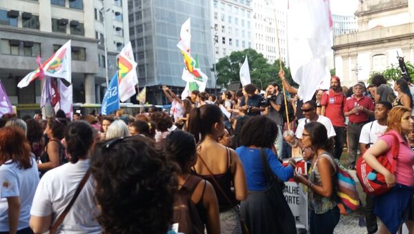 Manifestação no Rio de Janeiro pelo Dia Internacional da Mulher - Sputnik Brasil