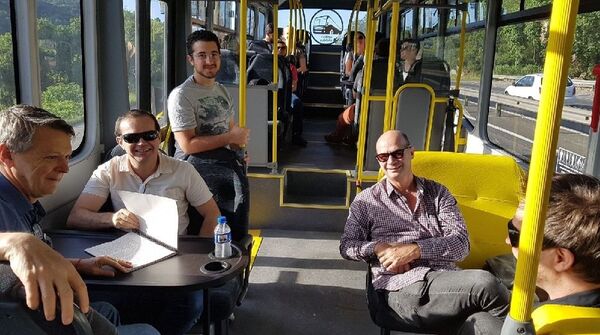 Professores da UFSC fazem viagem experimental do E-BUS - Sputnik Brasil