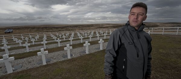 Argentina cobra Brasil por permitir pouso de aviões britânicos rumo às Malvinas Argentina cobra Brasil por permitir pouso de aviões britânicos rumo às Malvinas - Sputnik Brasil