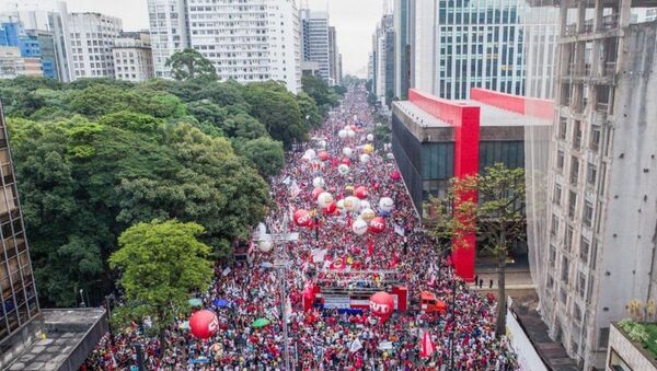 Manifestação na Avenida Paulista contra a proposta de reforma da Previdência - Sputnik Brasil
