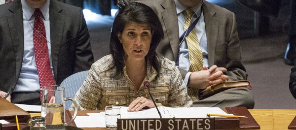 Representante permanente dos EUA na ONU Nikki Haley - Sputnik Brasil