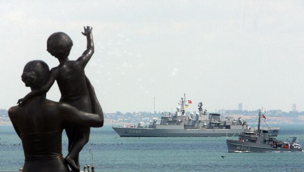 Navios da OTAN chegam para Odessa, Ucrânia - Sputnik Brasil
