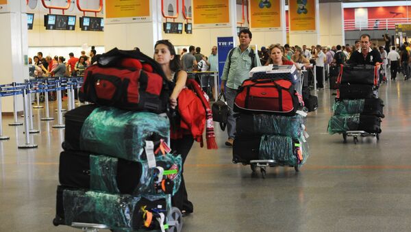 Cresce controle estrangeiro nos aeroportos do país - Sputnik Brasil