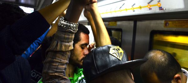 Brasil permanece estagnado em ranking do IDH - Sputnik Brasil