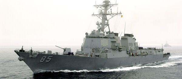 Navio USS McCampbell (DDG 85) dos EUA no Golfo Pérsico - Sputnik Brasil