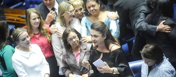 A Comissão Temporária Externa terá seis senadores titulares e vai funcionar por seis meses para acompanhar os desdobramentos da Operação Carne Fraca da PF A Comissão Temporária Externa terá seis senadores titulares e vai funcionar por seis meses para acompanhar os desdobramentos da Operação Carne Fraca da PF - Sputnik Brasil
