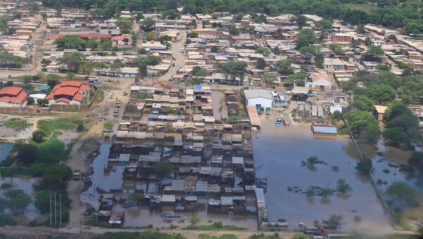 Visão aérea da cidade de Piura, no norte do Peru, em 28 de março de 2017 - Sputnik Brasil