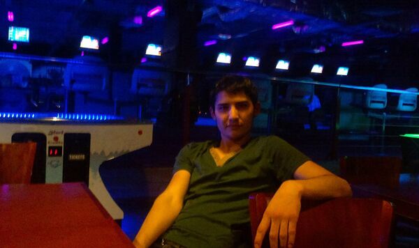 Akbarzhon Dzhalilov, autor do atentado no metrô de São Petersburgo em 3 de abril de 2017, foto das redes sociais - Sputnik Brasil