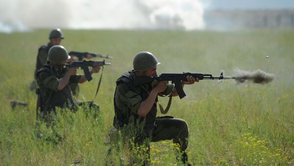 Militares russos da Frota do Mar Cáspio realizam treinamento. - Sputnik Brasil