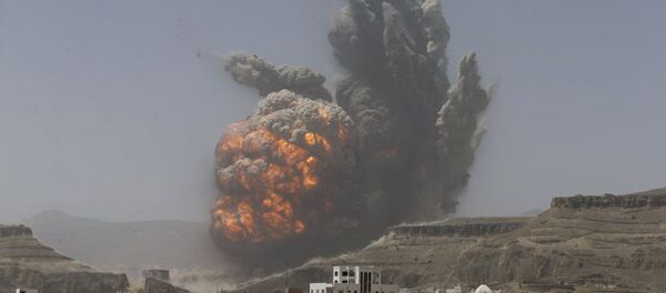 Ataques aéreos no Iêmen: Sanaa nunca tinha ouvido tão fortes explosões - Sputnik Brasil