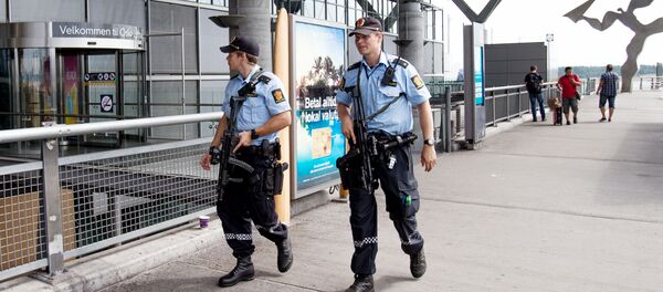 Agentes da polícia norueguesa em Oslo - Sputnik Brasil
