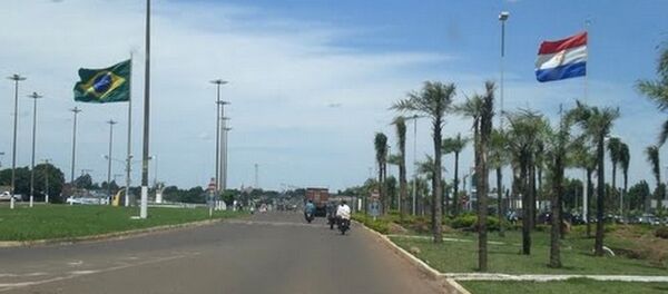 Divisa do Brasil (Esquerda - Ponta Porã) e Paraguai (direita - Pedro Juan Caballero) ponta de entrada para o tráfico de armas e drogas até o Rio de Janeiro - Sputnik Brasil