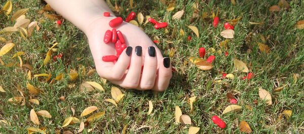 Pílulas associadas ao suicídio - Sputnik Brasil