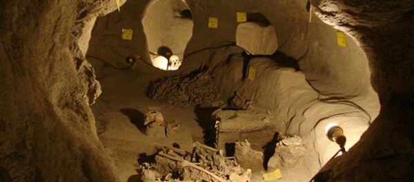 Cidade subterrânea localizada embaixo de Samen, província de Hamadã, Iraque - Sputnik Brasil