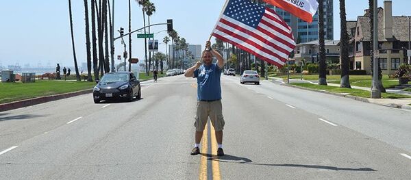 Лидер движения Yes California Луис Маринелли - Sputnik Brasil