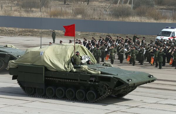 Tanque russo T-14 Armata - Sputnik Brasil