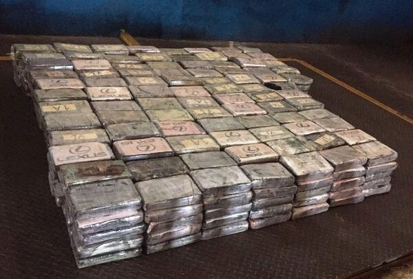 Carga de drogas apreendida em Santos e que se destinava à Europa - Sputnik Brasil