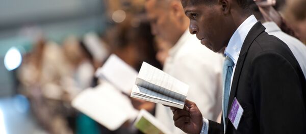 Последователи религиозной организации Свидетели Иеговы - Sputnik Brasil