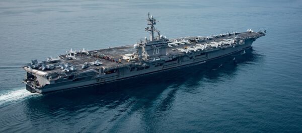 Porta-aviões USS Carl Vinson em 15 de abril de 2017 - Sputnik Brasil