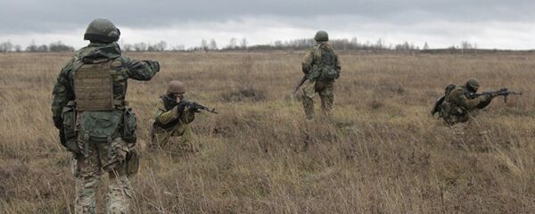 Instrutores americanos em Donbass - Sputnik Brasil