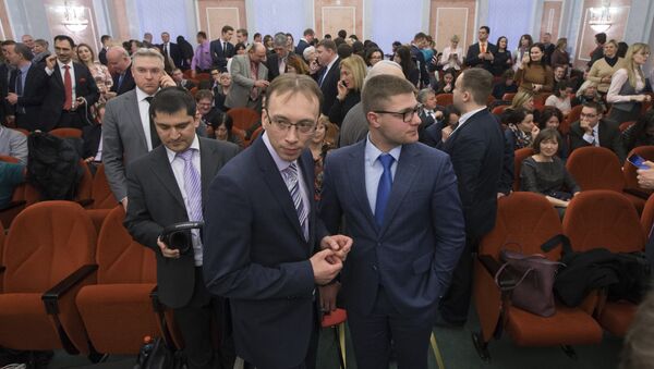 Members of Jehovah's Witnesses wait in a court room in Moscow, Russia - Sputnik Brasil