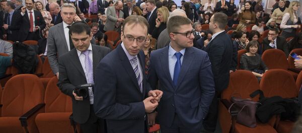 Members of Jehovah's Witnesses wait in a court room in Moscow, Russia - Sputnik Brasil
