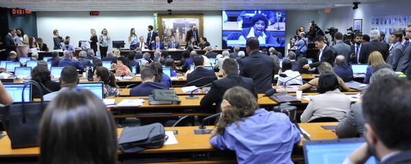 Reunião Ordinária na Câmara para discussão e votação do parecer do relator Rogério Marinho (PSDB-RN) sobre a reforma trabalhista - Sputnik Brasil