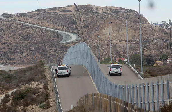 Trump: EUA consideram fechar fronteira com México por causa do coronavírus Trump: EUA consideram fechar fronteira com México por causa do coronavírus - Sputnik Brasil